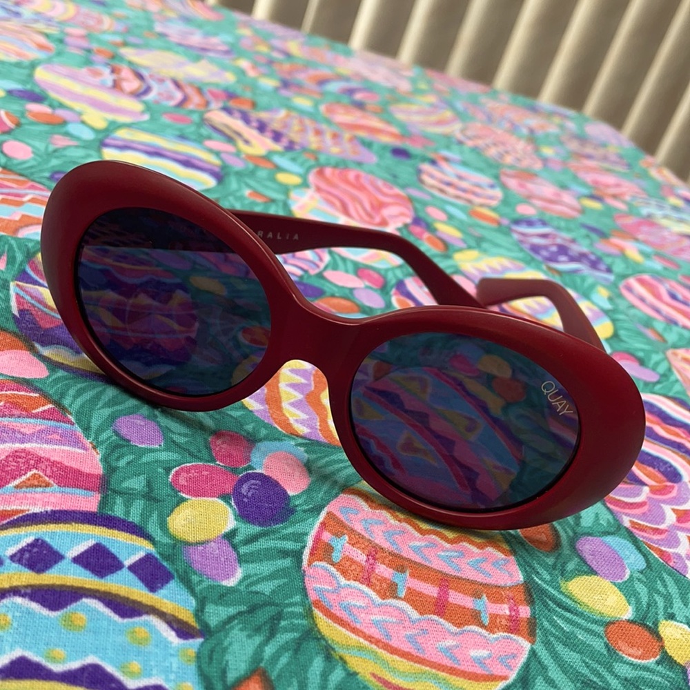 Quay Vintage Red Sunglasses
